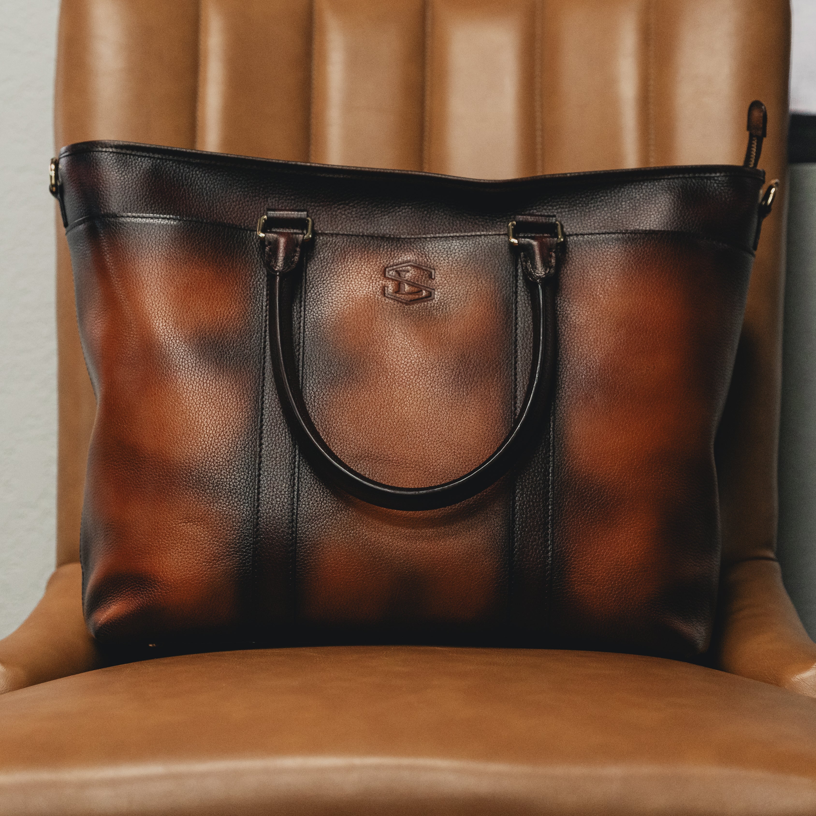 Saddle tote discount